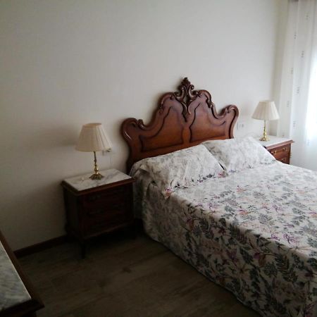 Piso En Centro Urbano De Puentedeume Con Terraza Apartamento Exterior foto
