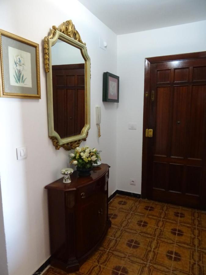 Piso En Centro Urbano De Puentedeume Con Terraza Apartamento Exterior foto