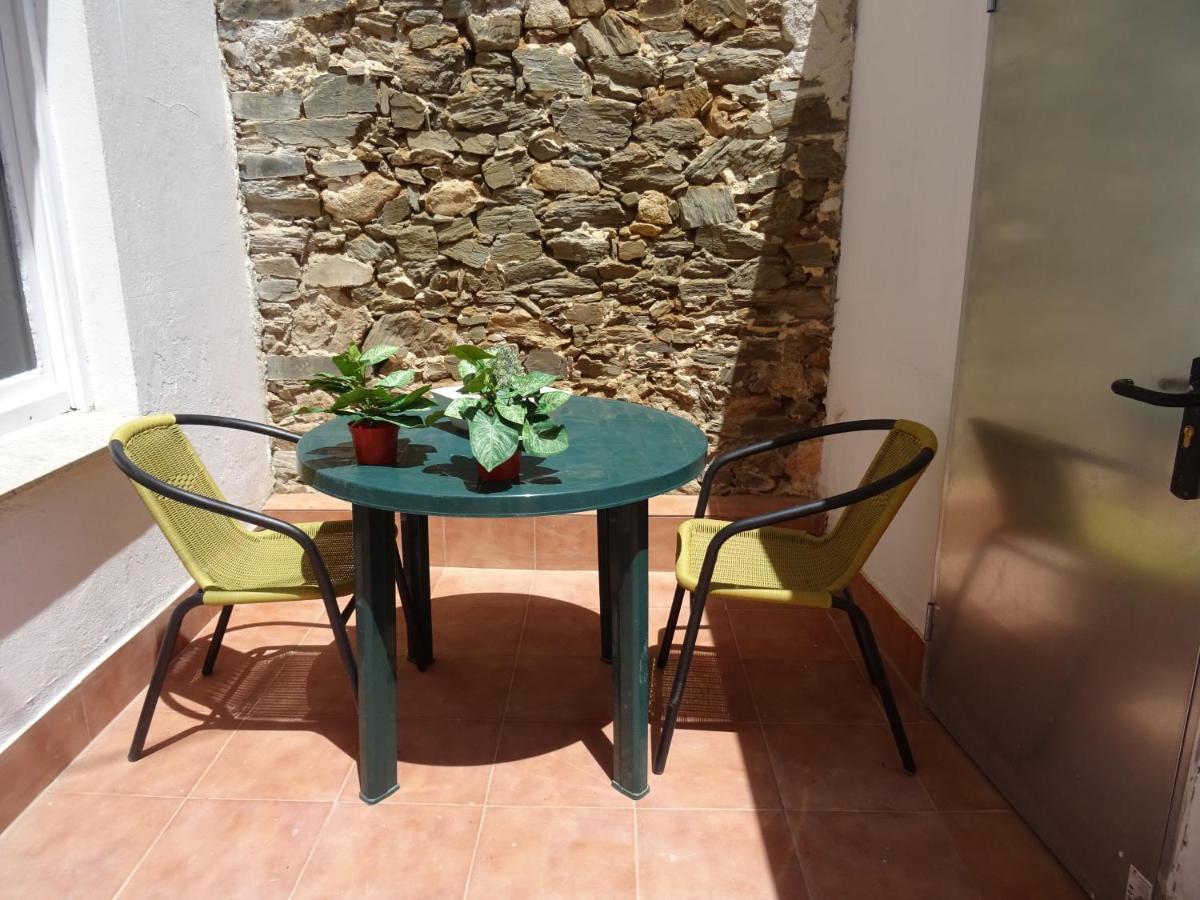 Piso En Centro Urbano De Puentedeume Con Terraza Apartamento Exterior foto