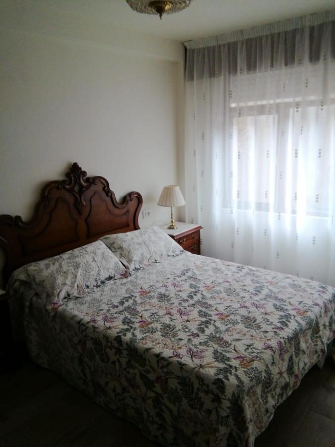 Piso En Centro Urbano De Puentedeume Con Terraza Apartamento Exterior foto
